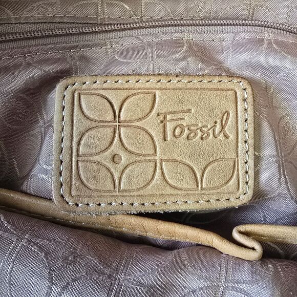 Fossil Genuine Leather Crossbody Shoulder Bag Tan Brown Boho Casual Purse - Picture 14 of 15